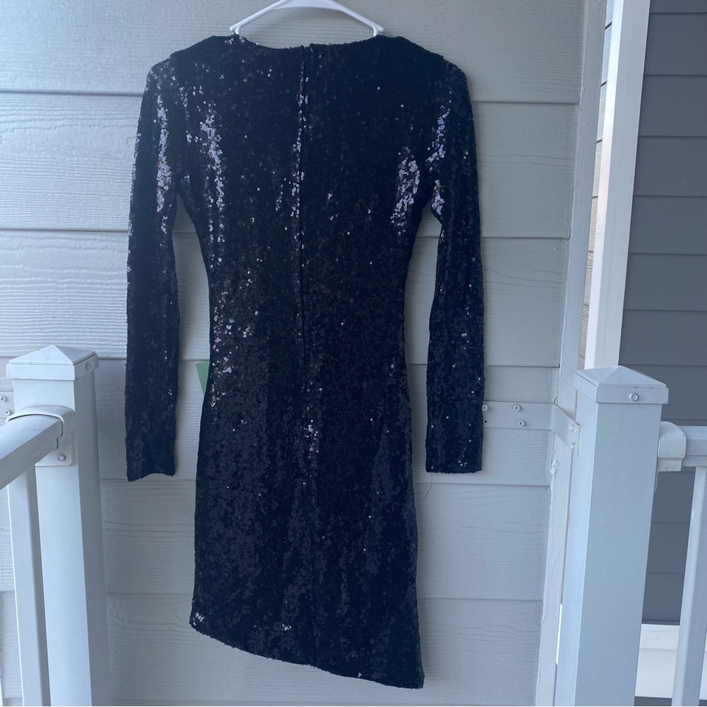B. SMART Black Sequin Asymmetrical Long Sleeved Sheath Dress - Picture 5 of 11